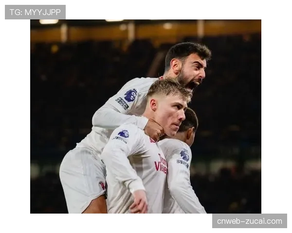 曼联2比2读秒绝平热刺 德里赫特头球救主